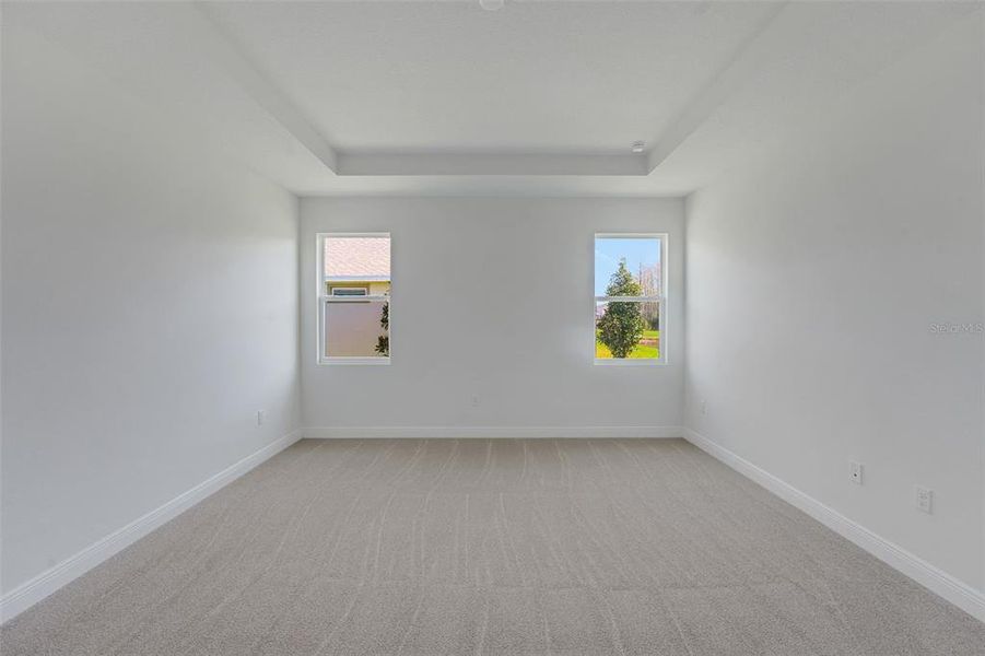 Spacious, unfurnished interior of a new home in Angeline, Land O' Lakes (Image 30).