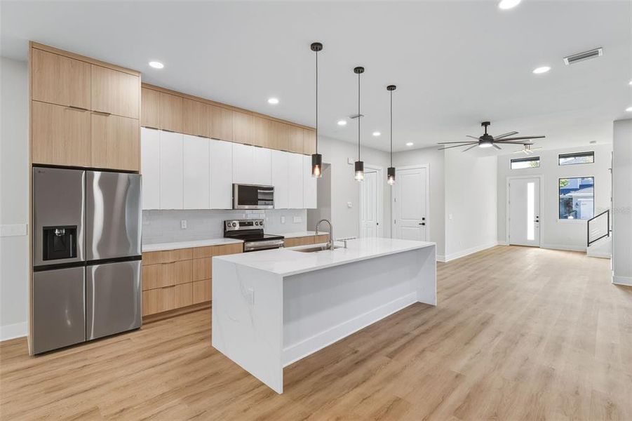 Furnished interior view inside a new home in , Tampa (Image 9).