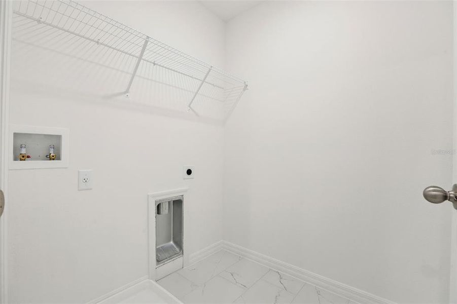 Spacious, unfurnished interior of a new home in Terra Haven, St. Cloud (Image 49).