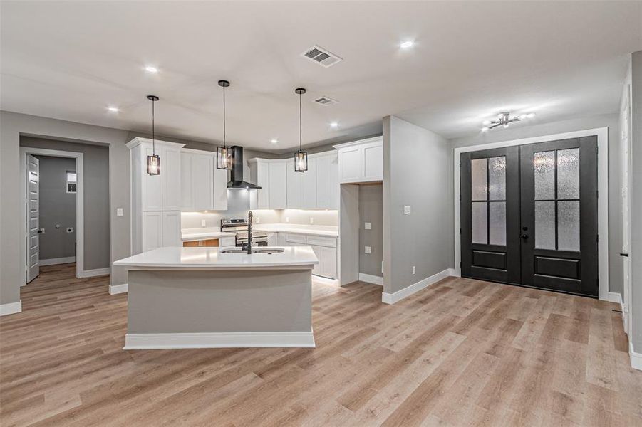 Furnished interior view inside a new home in , Dallas (Image 10). Furnished interior view inside a new home in , Dallas (Image 10).