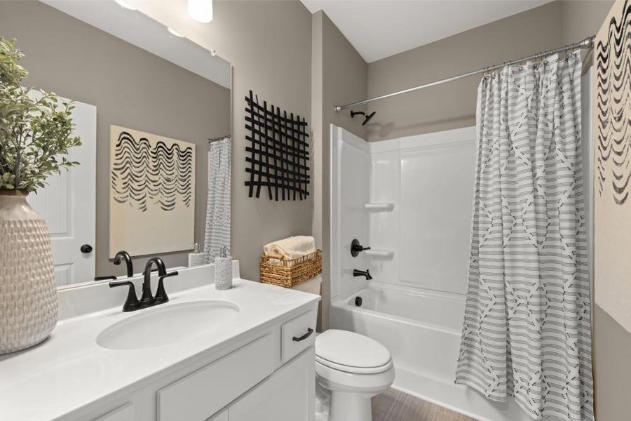 Furnished interior view inside a new home in Franklin Manor, Lawrenceville (Image 28).