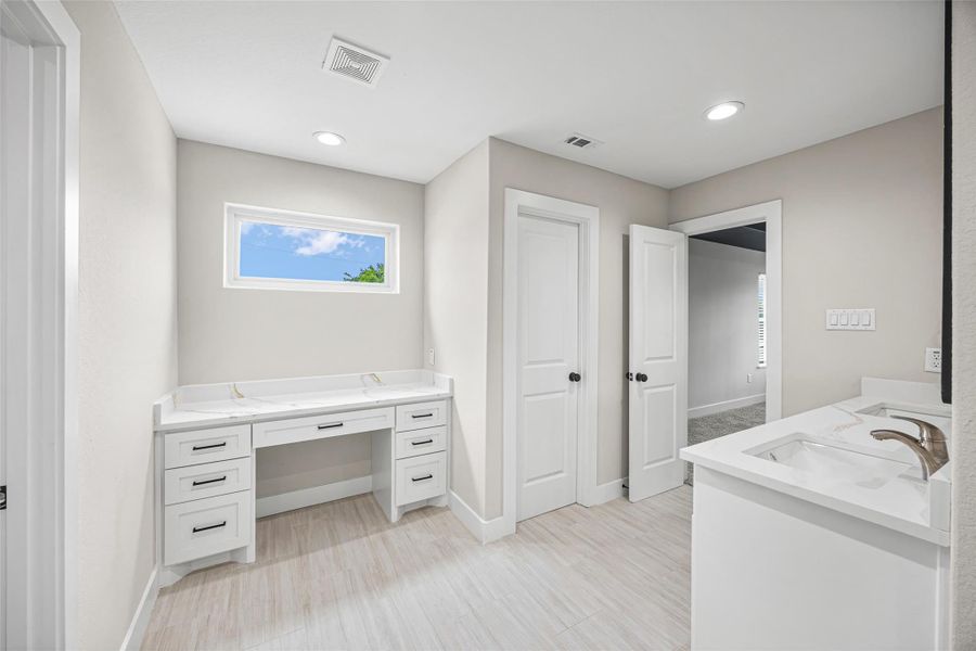 Furnished interior view inside a new home in , Houston (Image 12).