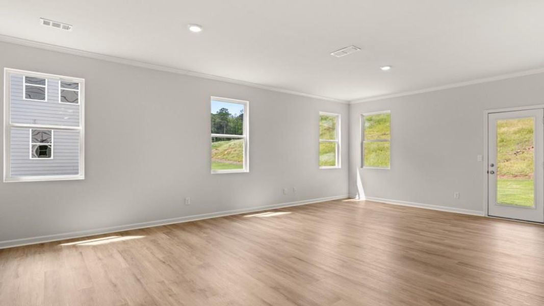 Spacious, unfurnished interior of a new home in Sheffield Highlands, Dallas (Image 29).