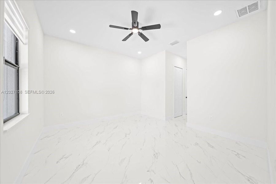 Spacious, unfurnished interior of a new home in , Cape Coral (Image 34). Spacious, unfurnished interior of a new home in , Cape Coral (Image 34).
