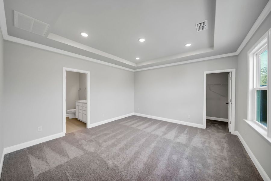 Spacious, unfurnished interior of a new home in Monroe Preserve, Chapin (Image 41).