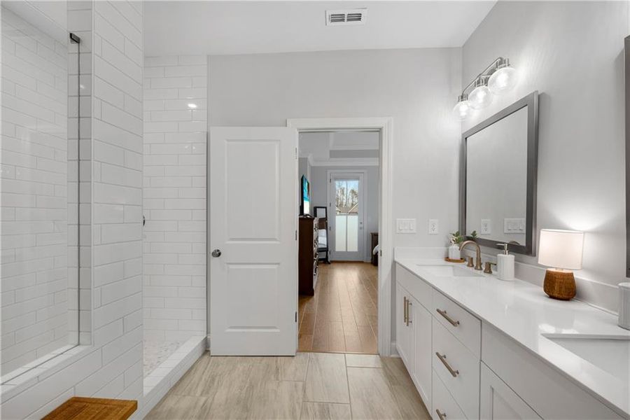 Furnished interior view inside a new home in , Peachtree Corners (Image 50).