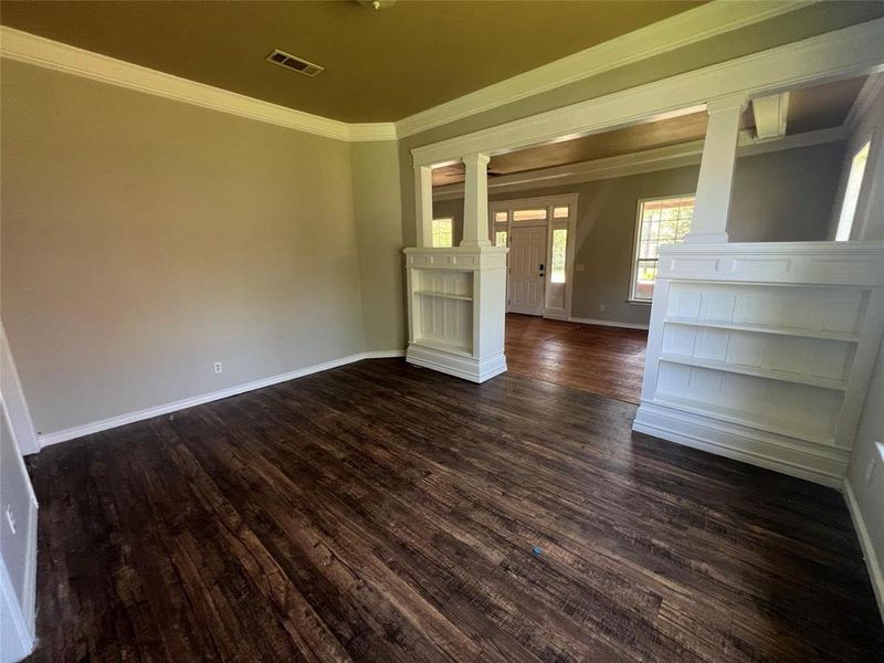 Spacious, unfurnished interior of a new home in , Paris (Image 11). Spacious, unfurnished interior of a new home in , Paris (Image 11).