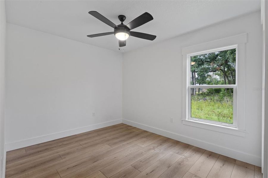 Spacious, unfurnished interior of a new home in , Jasper (Image 22).