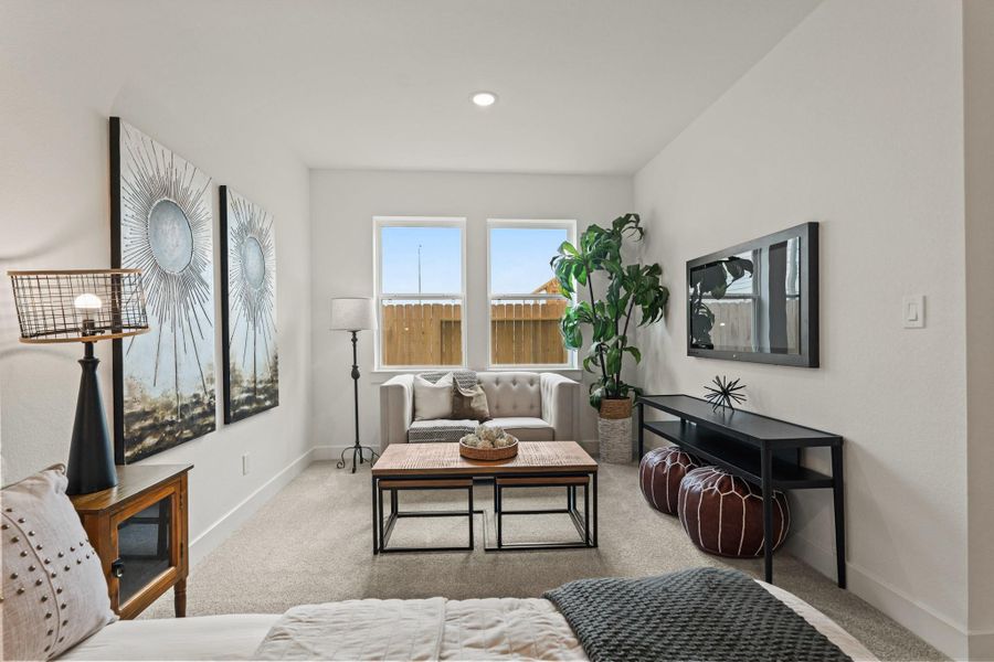 Extra suite sitting room (*Photo not of actual home and used for illustration purposes only.)