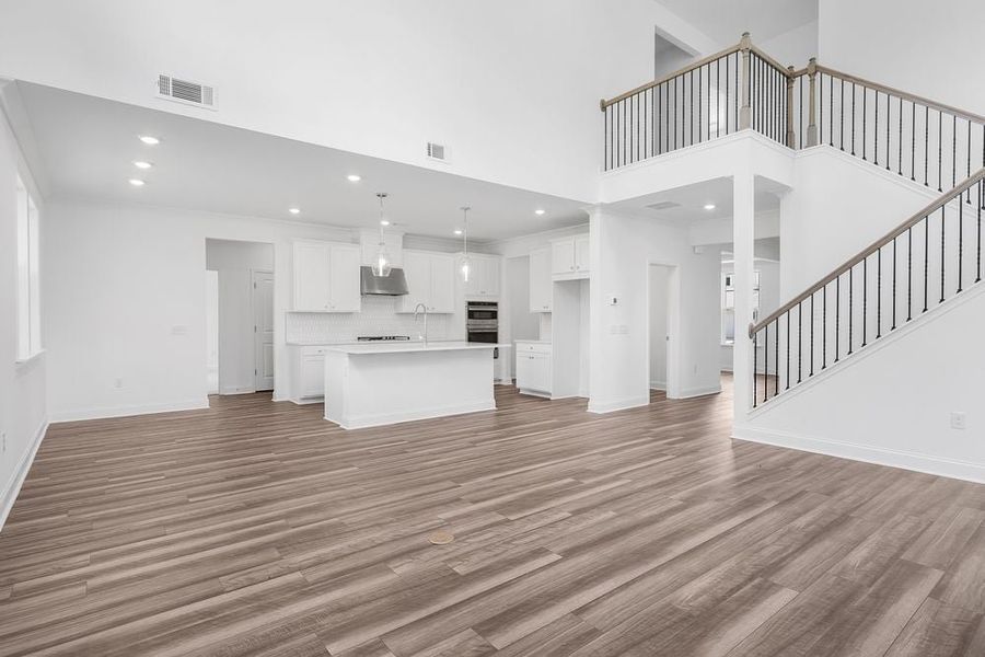 Representative unfurnished interior of a home built from the Aiken by Taylor Morrison in Kennison Creek, Cumming (Image 19).