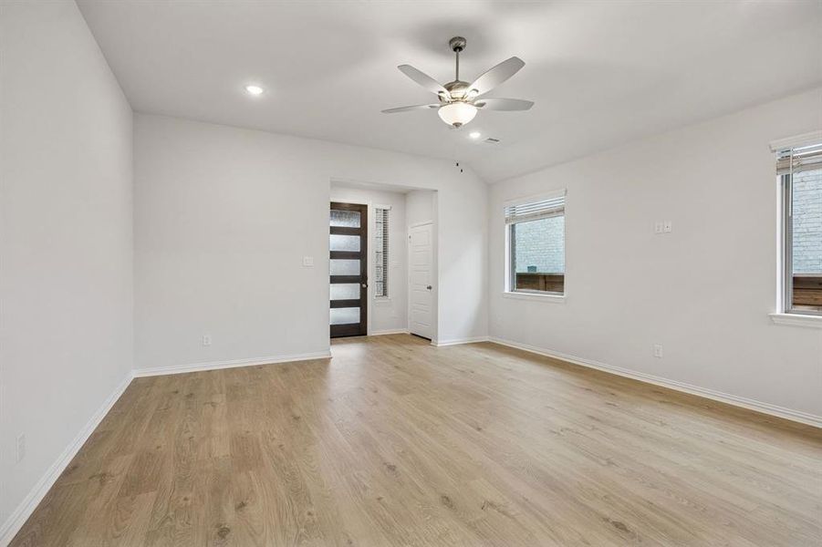 2205 Hazel Lily 2205 Hazel Lily