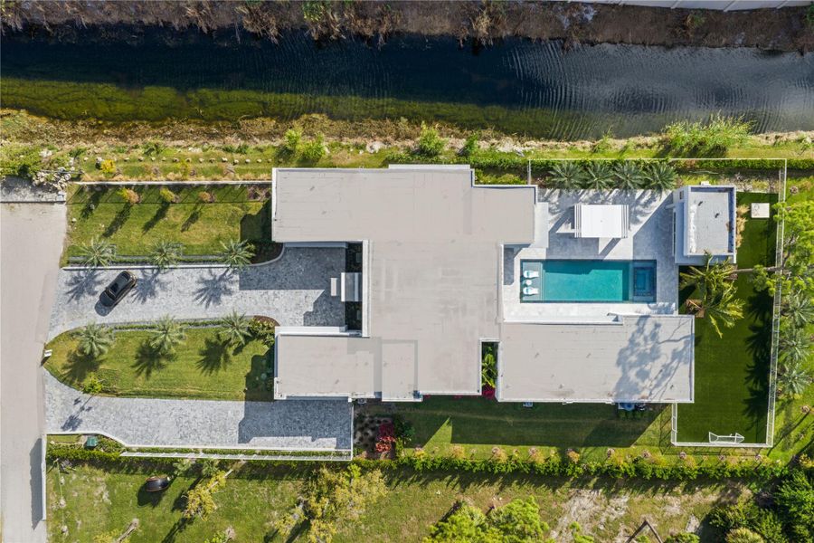 Image 40 of a home in .