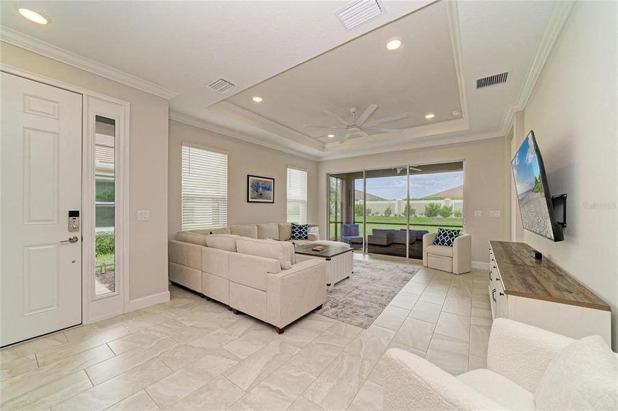 Furnished interior view inside a new home in Esplanade at Azario Lakewood Ranch, Lakewood Ranch (Image 6). Furnished interior view inside a new home in Esplanade at Azario Lakewood Ranch, Lakewood Ranch (Image 6).