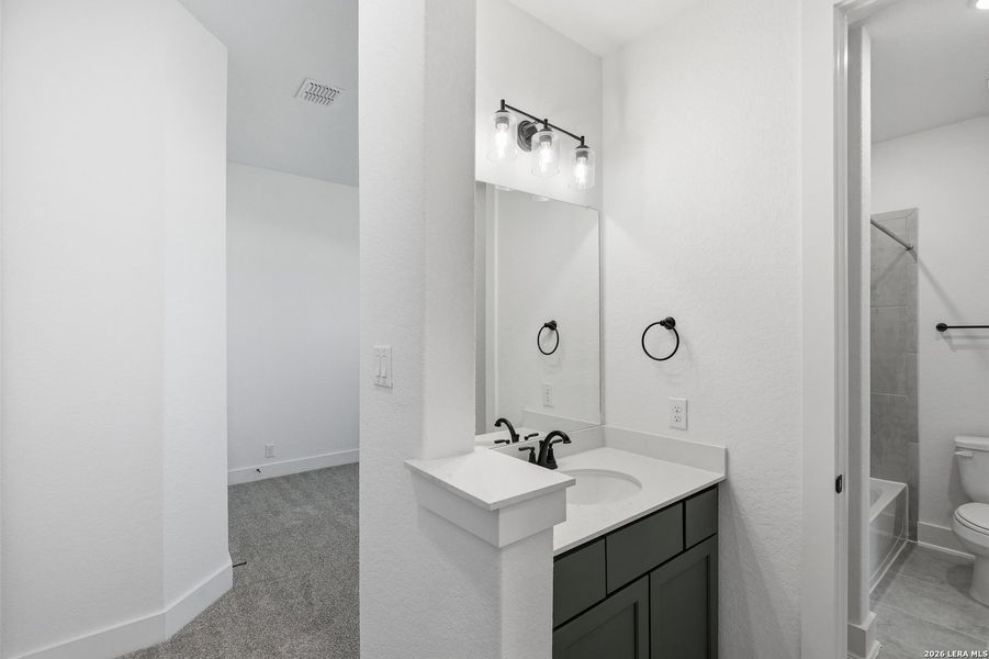Furnished interior view inside a new home in Prominence Urban, San Antonio (Image 17). Furnished interior view inside a new home in Prominence Urban, San Antonio (Image 17).