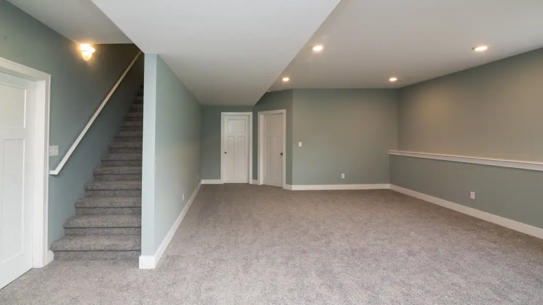 Representative unfurnished interior of a home built from the The Hartland by Norfolk Homes in Offsite Builds Southern Michigan, Ann Arbor (Image 61).