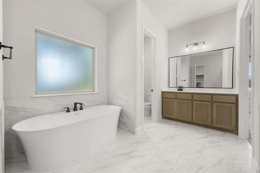 3012 Valley View- Primary Suite-5