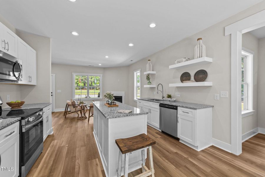 412 N Green - Kitchen 3