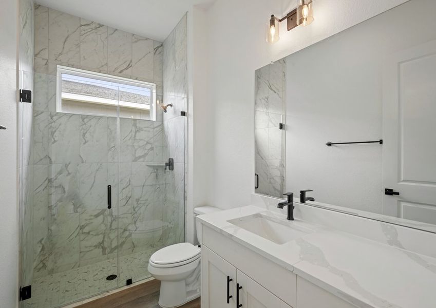 Large secondary bathroom.
