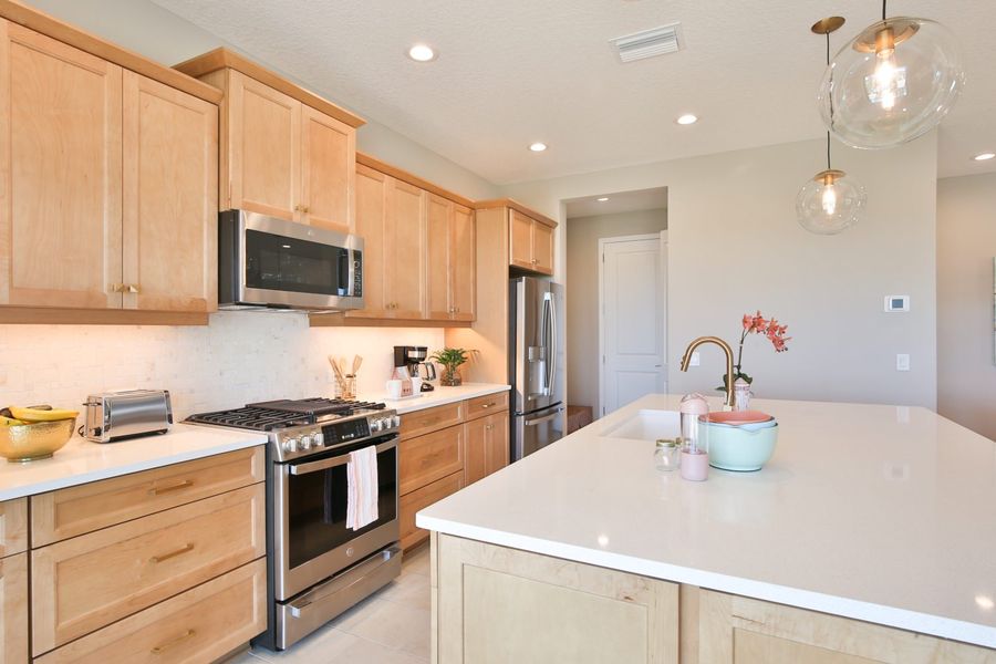 Representative furnished interior of a home built from the Honor by Neal Communities in Palm Grove, Bradenton (Image 12).