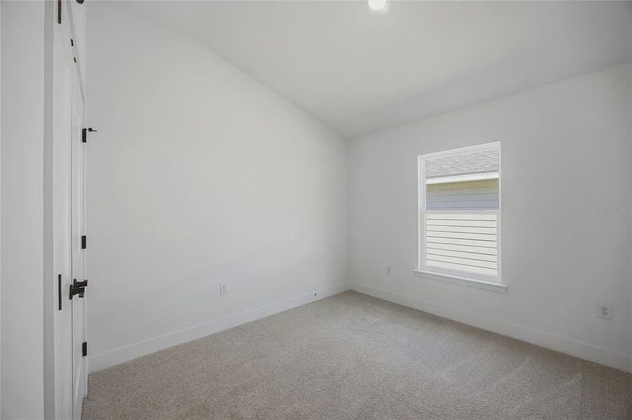 Spacious, unfurnished interior of a new home in Briarwood, Alachua (Image 19). Spacious, unfurnished interior of a new home in Briarwood, Alachua (Image 19).