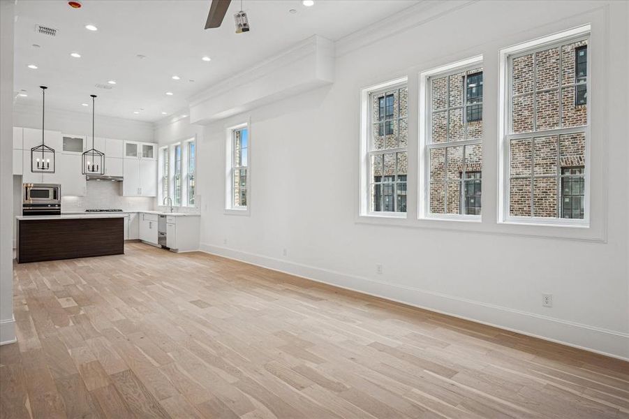 Spacious, unfurnished interior of a new home in , Addison (Image 16).