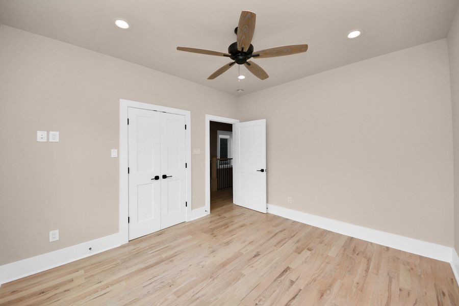Spacious, unfurnished interior of a new home in , Houston (Image 37).
