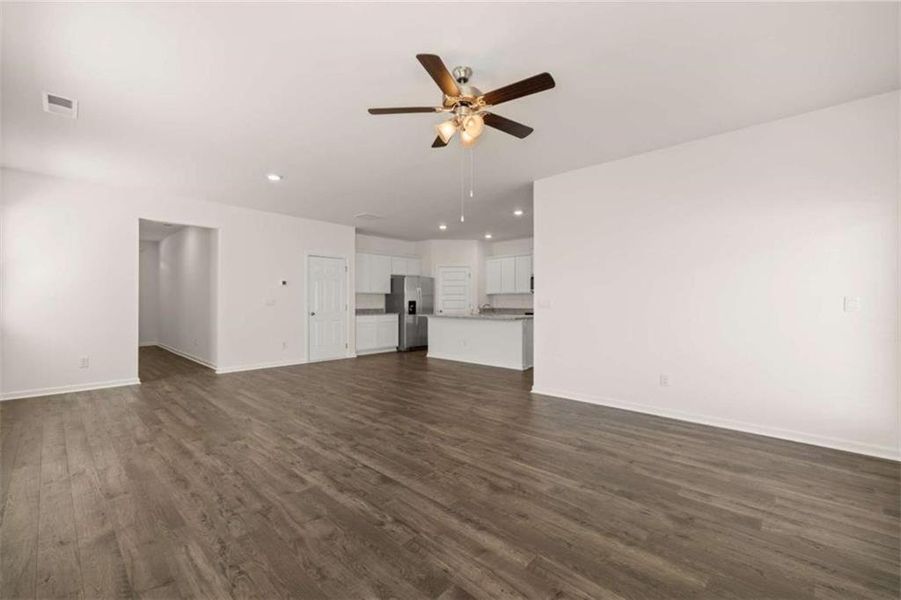 Spacious, unfurnished interior of a new home in Shoal Creek, Hampton (Image 22).