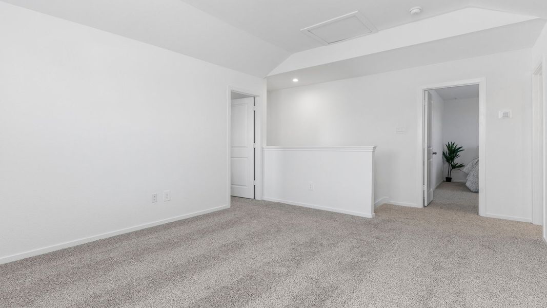 Representative unfurnished interior of a home built from the FLORENCE by D.R. Horton in Lakes at Westland Ranch, League City (Image 19).