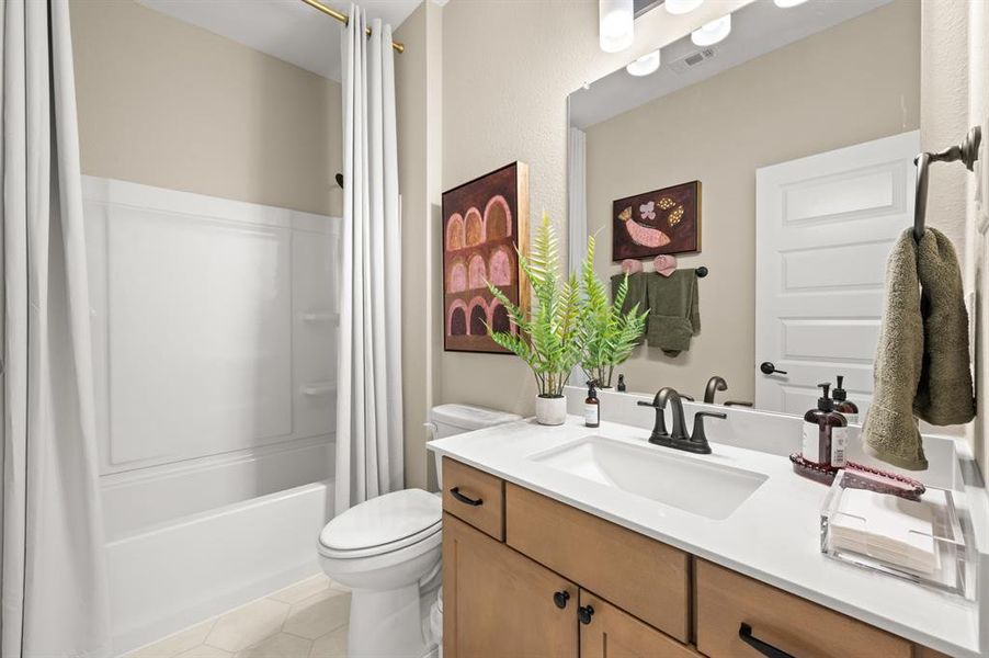 23_4352 Mill Stream- Bathroom-1