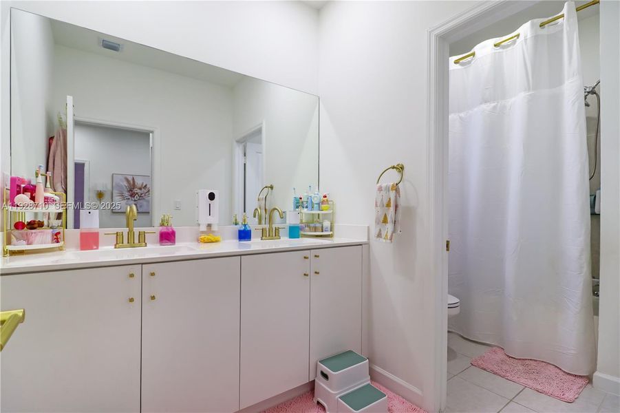 Furnished interior view inside a new home in , Homestead (Image 33). Furnished interior view inside a new home in , Homestead (Image 33).