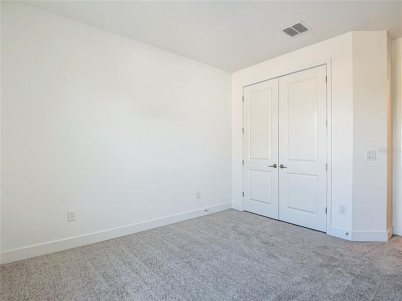 Spacious, unfurnished interior of a new home in , Tampa (Image 50).
