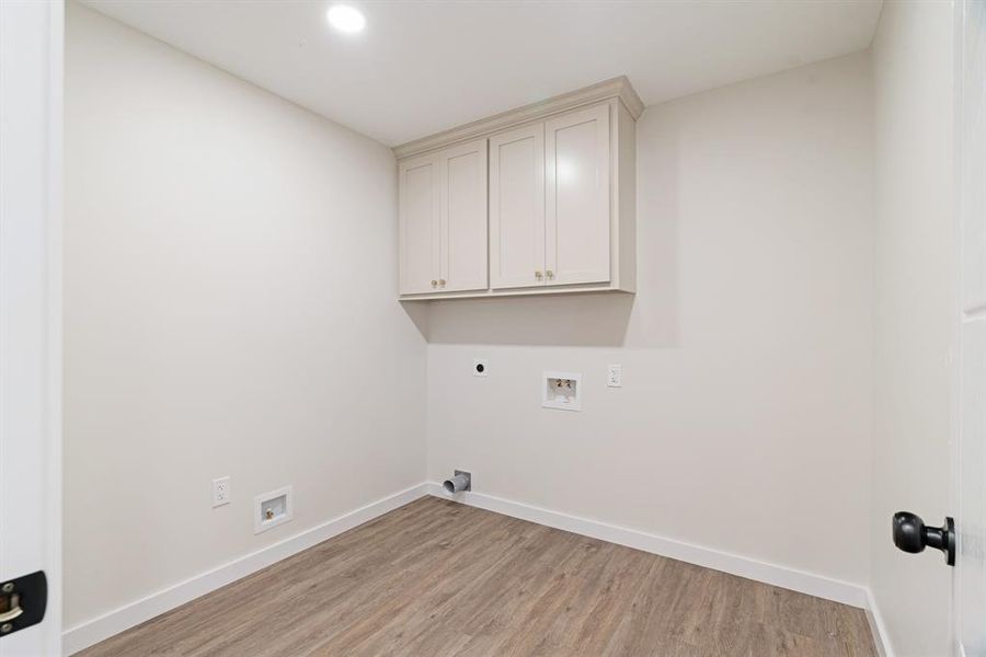 Spacious, unfurnished interior of a new home in , Sumner (Image 23). Spacious, unfurnished interior of a new home in , Sumner (Image 23).