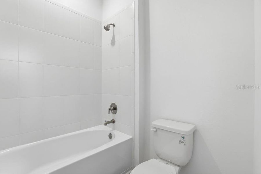 Furnished interior view inside a new home in Center Lake Ranch Community Group Page, St. Cloud (Image 10).