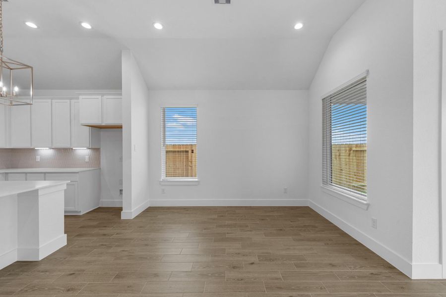 Spacious, unfurnished interior of a new home in Beacon Hill, Waller (Image 16).