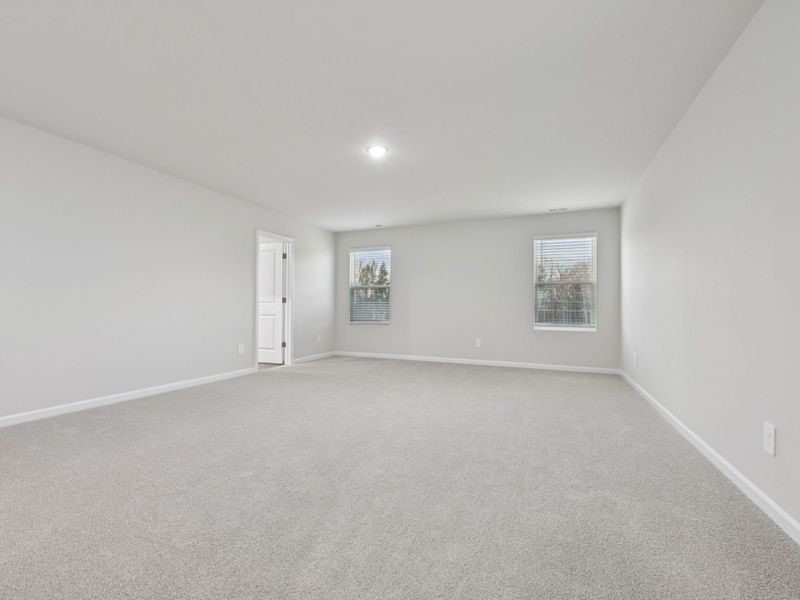 Spacious, unfurnished interior of a new home in Oak Manor - Signature Series, Garner (Image 12).