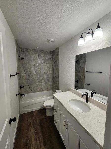 Furnished interior view inside a new home in , Dunnellon (Image 5).