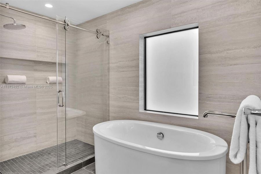 Furnished interior view inside a new home in , Miami (Image 44). Furnished interior view inside a new home in , Miami (Image 44).