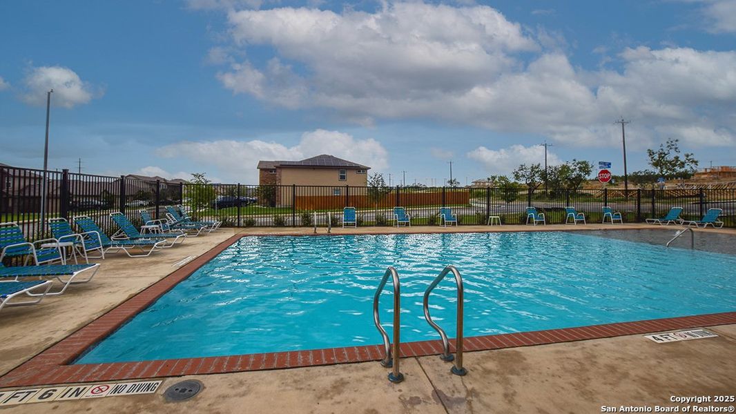 Community amenities in , San Antonio (Image 22).