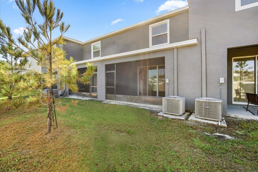 Exterior details and patio area of a home in , Wesley Chapel (Image 22).