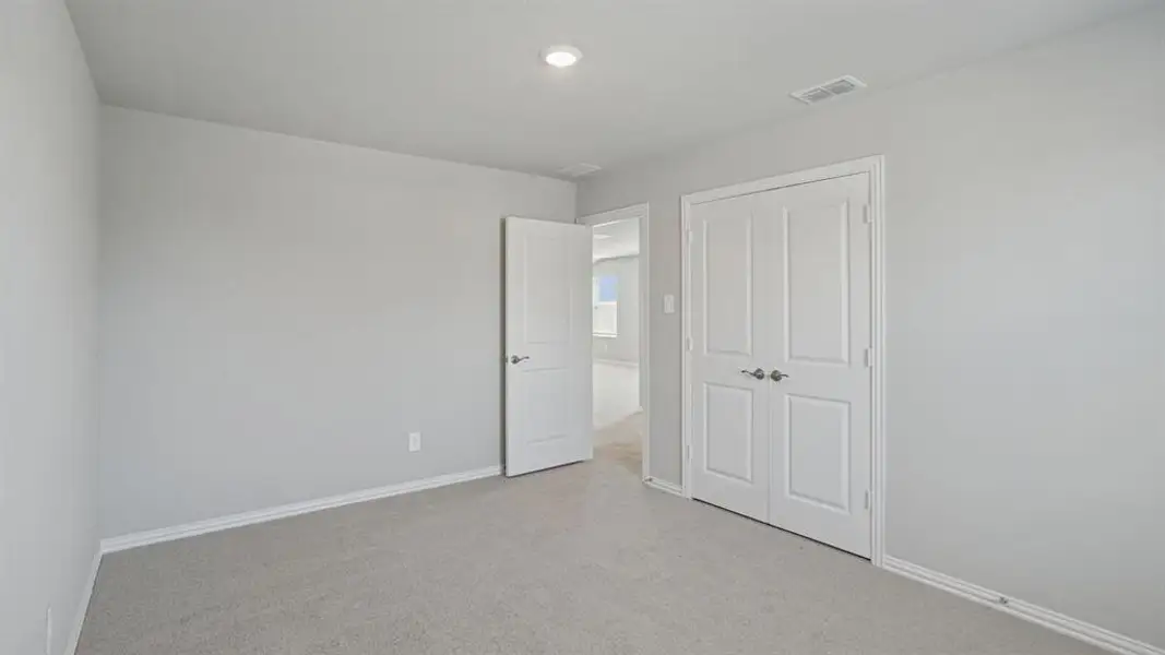 Photo is not of the actual home, but is an inspirational photo of builder’s model home and may depict options, furnishings, and/or decorator features that are not included. Photo is not of the actual home, but is an inspirational photo of builder’s model home and may depict options, furnishings, and/or decorator features that are not included.