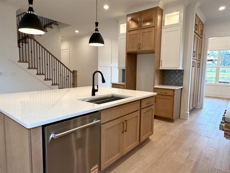 Furnished interior view inside a new home in Livingstone Park, Kennesaw (Image 24). Furnished interior view inside a new home in Livingstone Park, Kennesaw (Image 24).