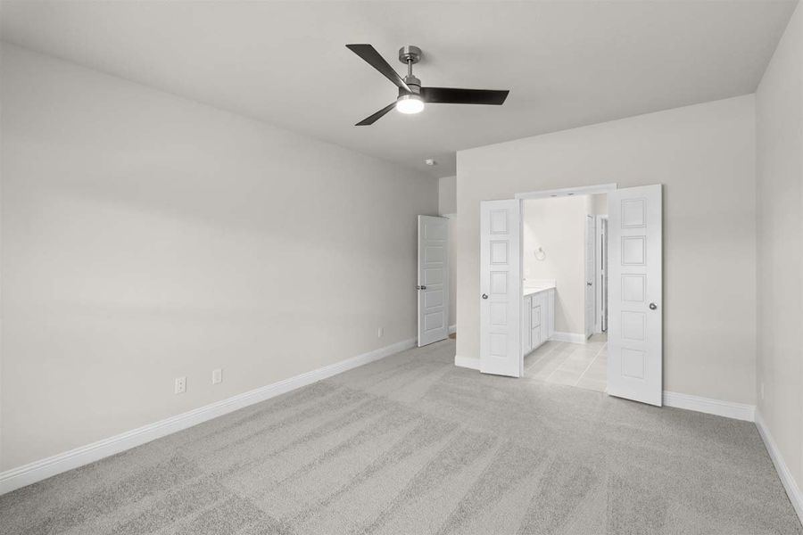 Spacious, unfurnished interior of a new home in Keeneland, Aubrey (Image 38).