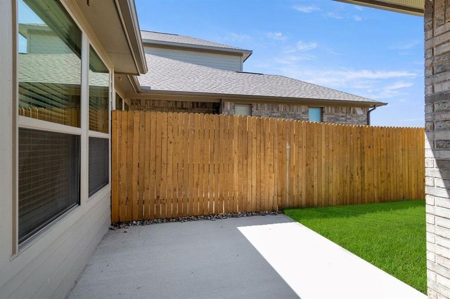 Covered rear patio