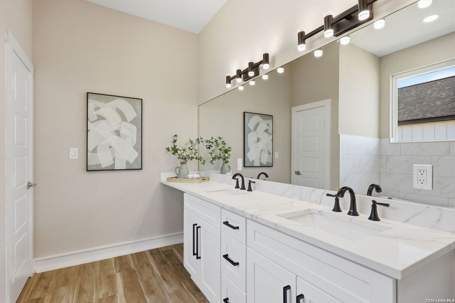 Furnished interior view inside a new home in , Atascosa (Image 16).
