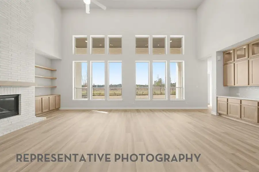 Spacious, unfurnished interior of a new home in Mosaic, Celina (Image 7).