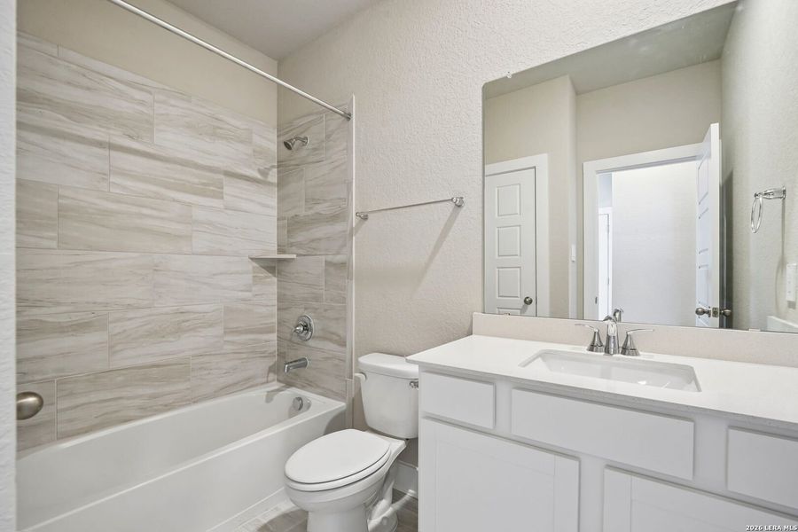 Furnished interior view inside a new home in Stetson Ridge, Marion (Image 13).