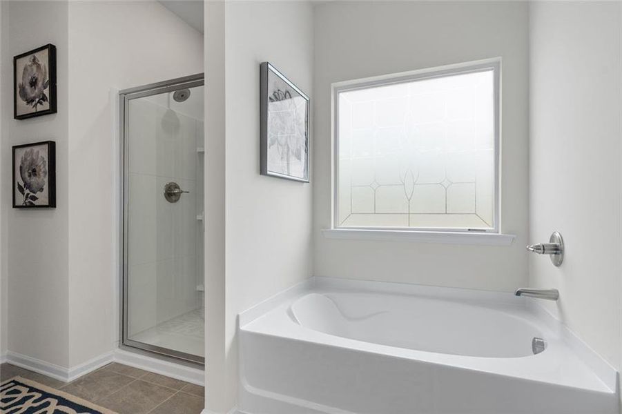 Furnished interior view inside a new home in Sycamore Crest, Calhoun (Image 32).
