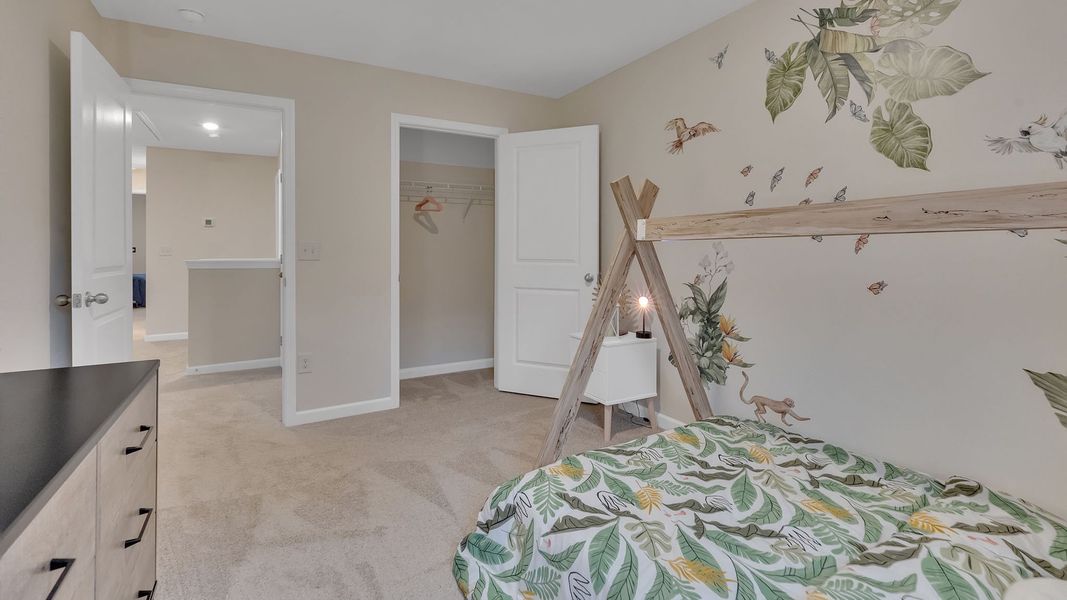 Furnished interior view inside a new home in Fieldcrest Acres, Blountville (Image 16).