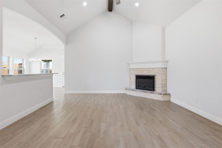 Spacious, unfurnished interior of a new home in , Springtown (Image 31).