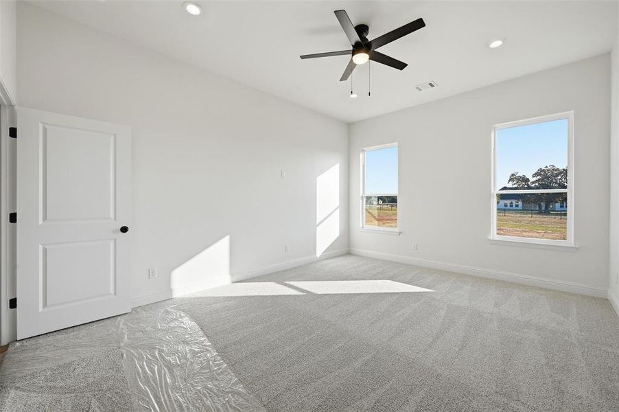 Spacious, unfurnished interior of a new home in , Azle (Image 20).